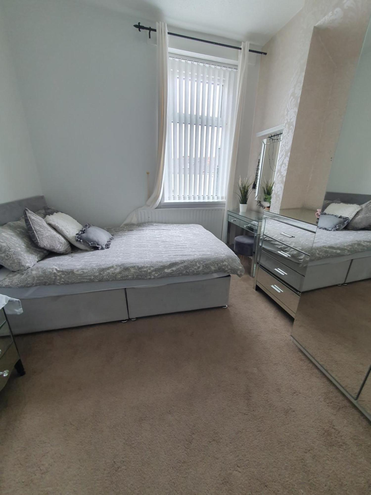 Private Double Room In Cardiff Eksteriør bilde