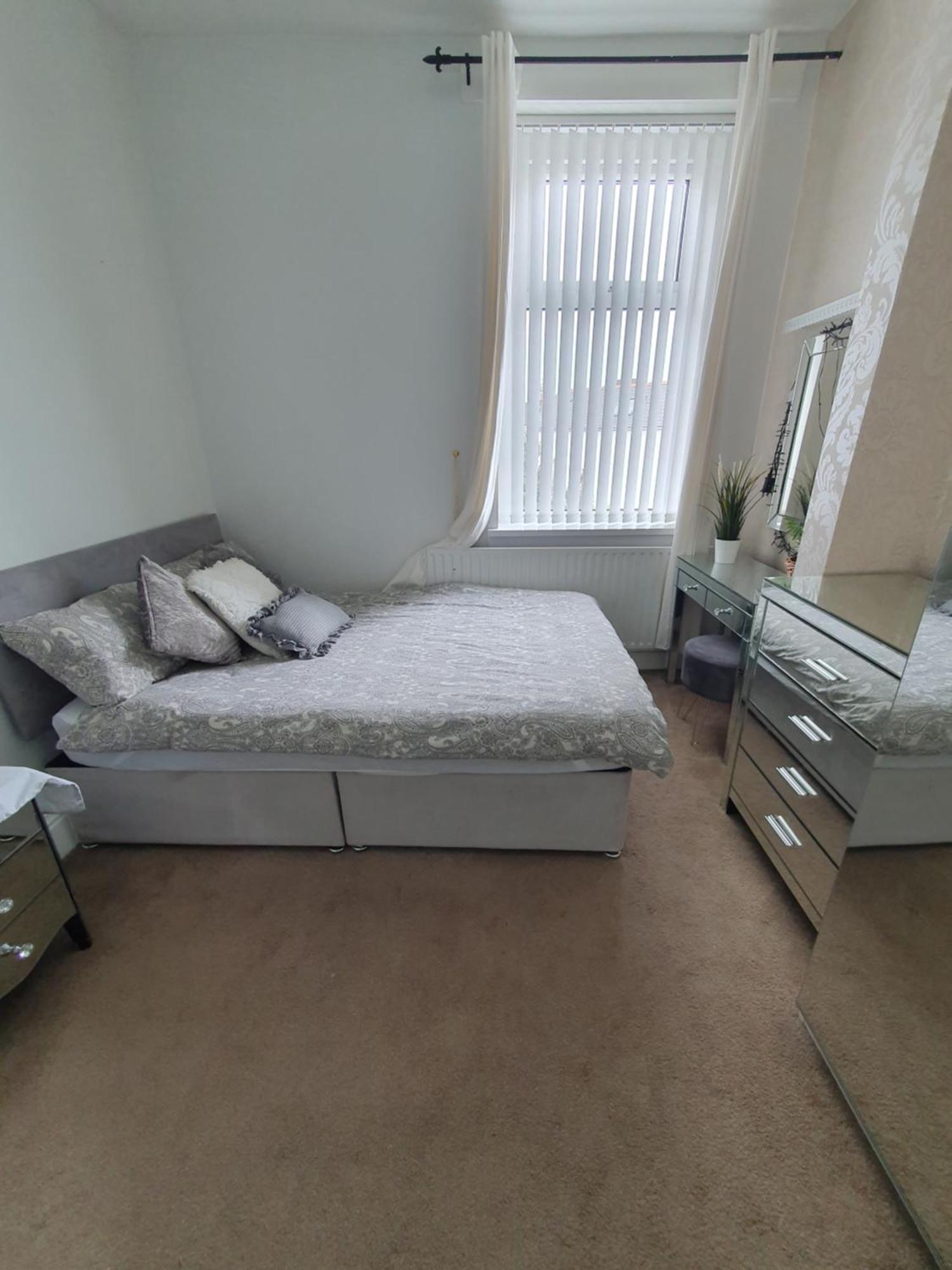 Private Double Room In Cardiff Eksteriør bilde