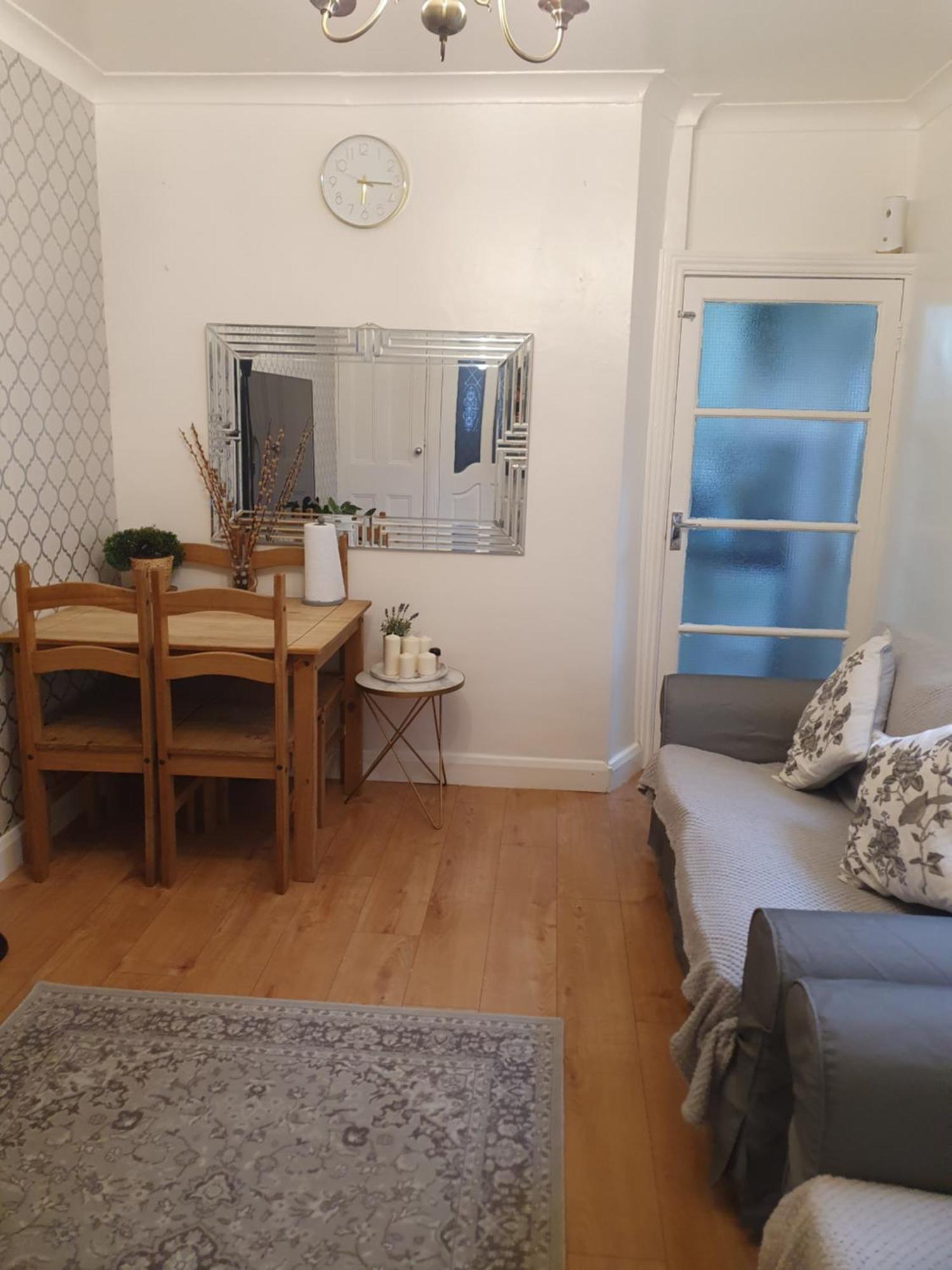 Private Double Room In Cardiff Eksteriør bilde